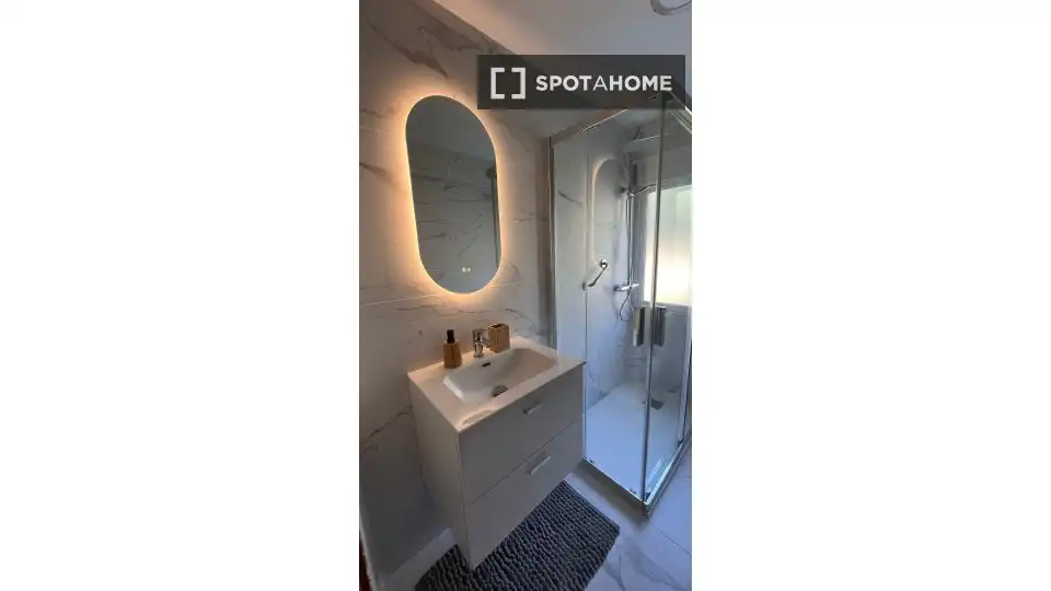 Habitació a Cuatro Caminos