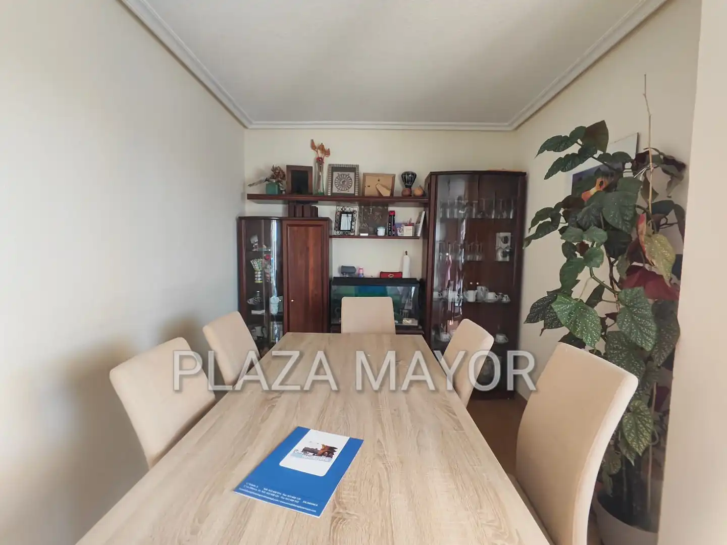 Menjador de Àtic en venda en Villares de la Reina amb Calefacció, Parquet i Terrassa