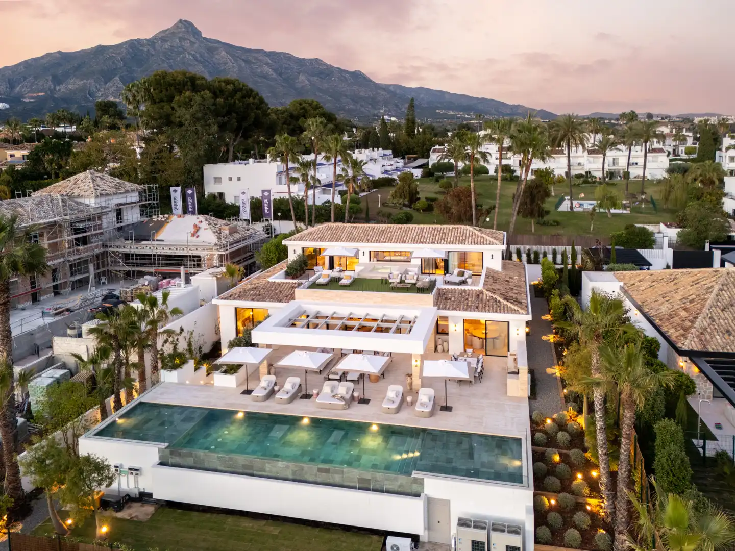 House with pool for sale in Nueva Andalucía, imagen 56
