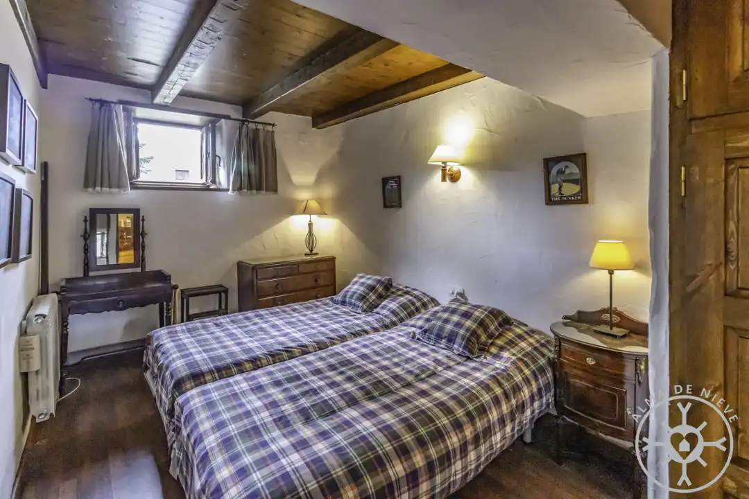 Bedroom of Detached homes for sale in Naut Aran  with Terrace and Furnished