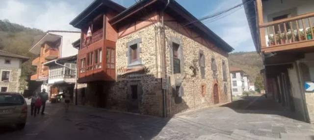 Casa-chalet en Venta en Lanestosa