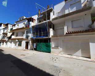 Exterior view of Single-family semi-detached for sale in Estepona  with Terrace