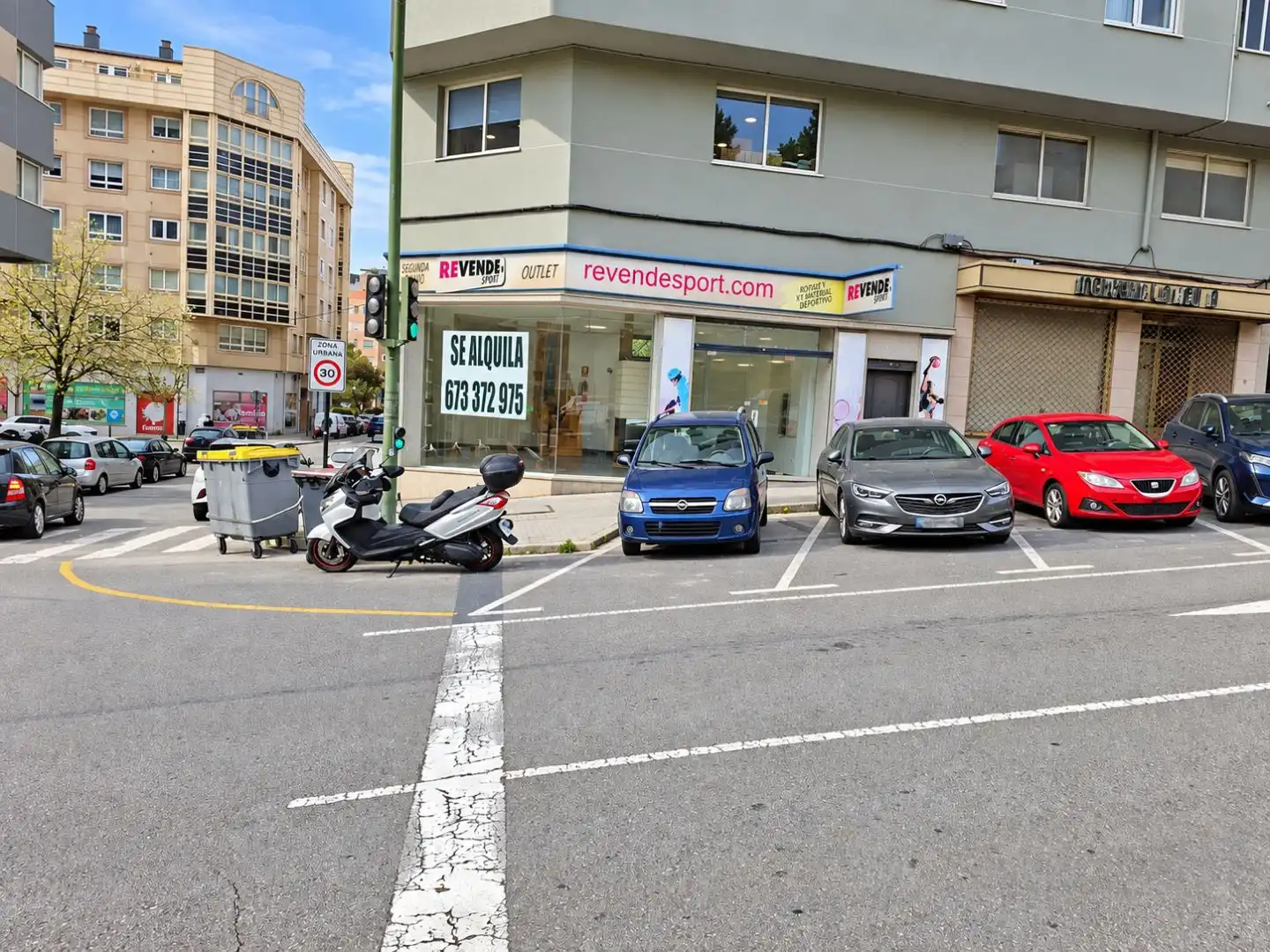 Parking de Local de alquiler en Cuatro Caminos - Plaza de la Cubela