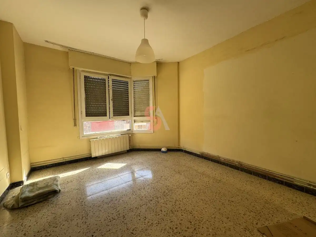 Habitación de Piso de alquiler en Valladolid con Calefacción