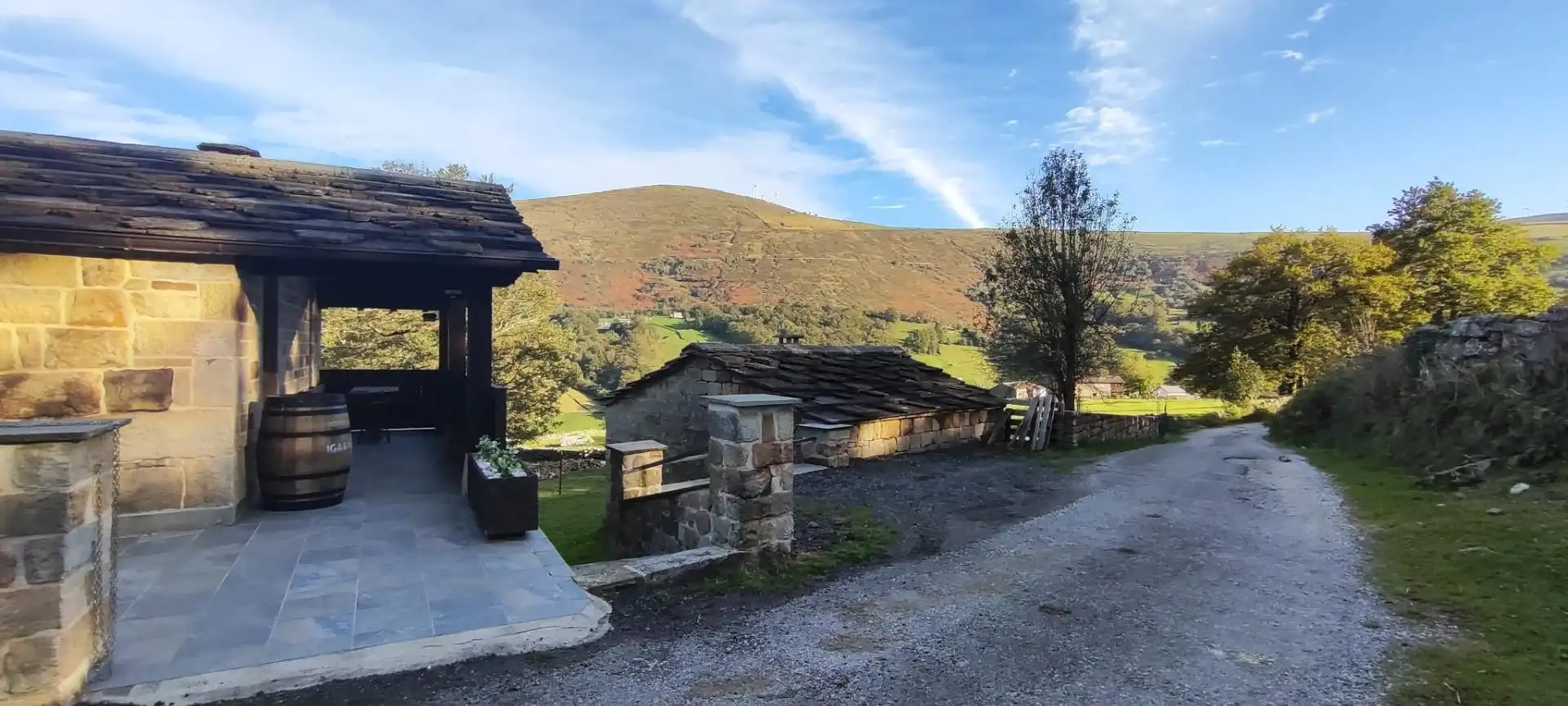 Exterior view of Country homes for sale in San Pedro del Romeral  with Heating, Private garden and Terrace