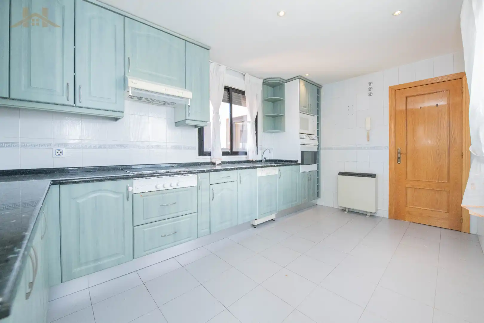 Kitchen of Attic for sale in Mejorada del Campo  with Heating, Parquet flooring and Terrace
