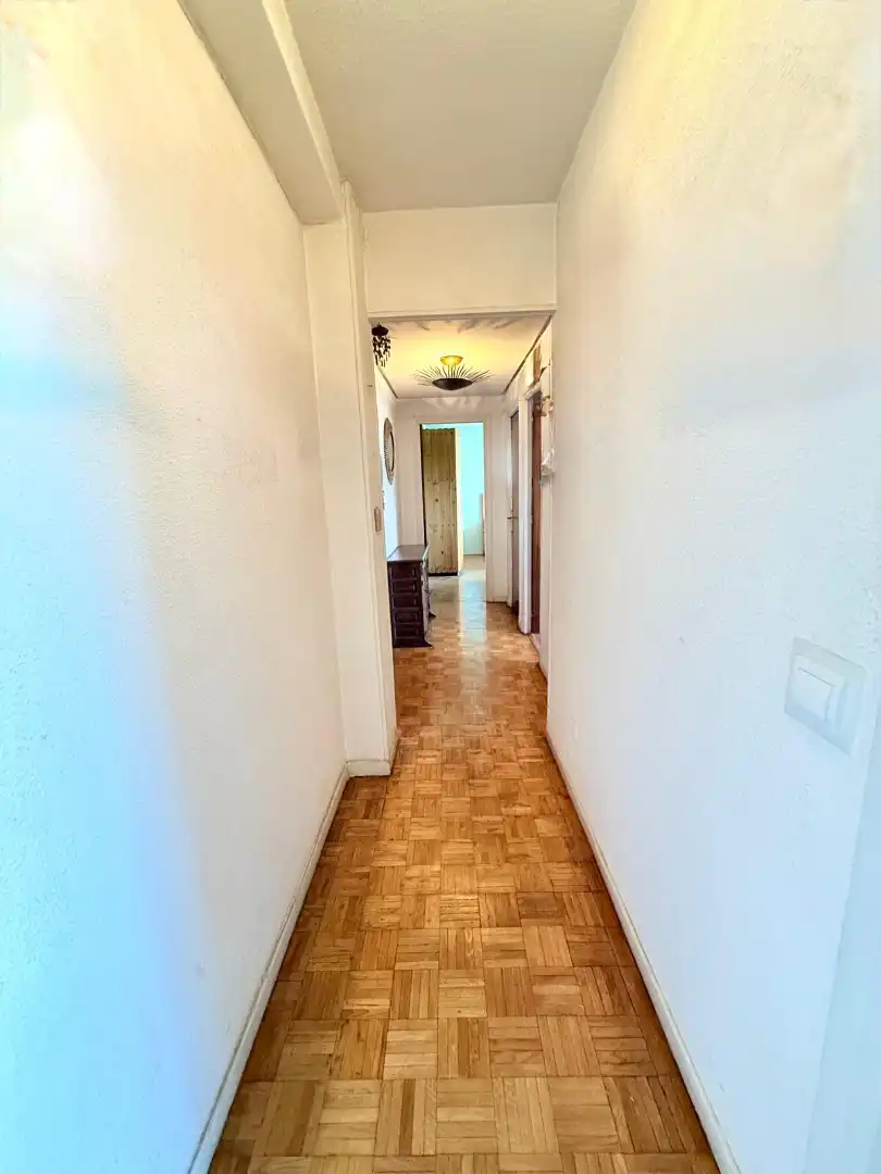 Piso en venta en Madrid con Aire acondicionado, Terraza y Amueblado
