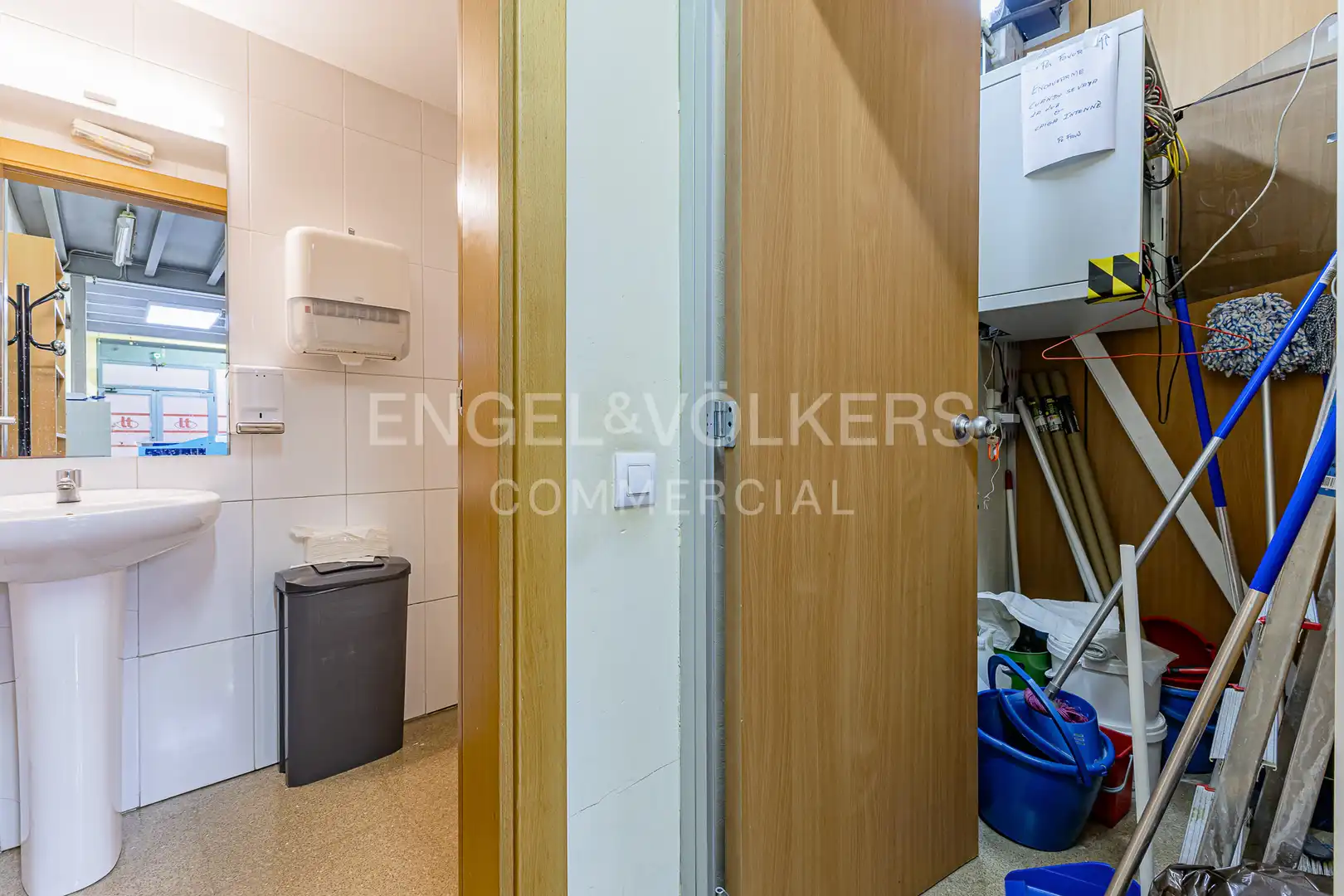 Büro zur Miete in Barcelona mit Klimaanlage und Möbliert