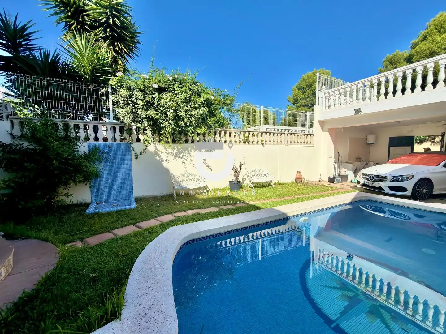 Piscina de Casa o xalet en venda en Oliva amb Aire condicionat, Terrassa i Piscina