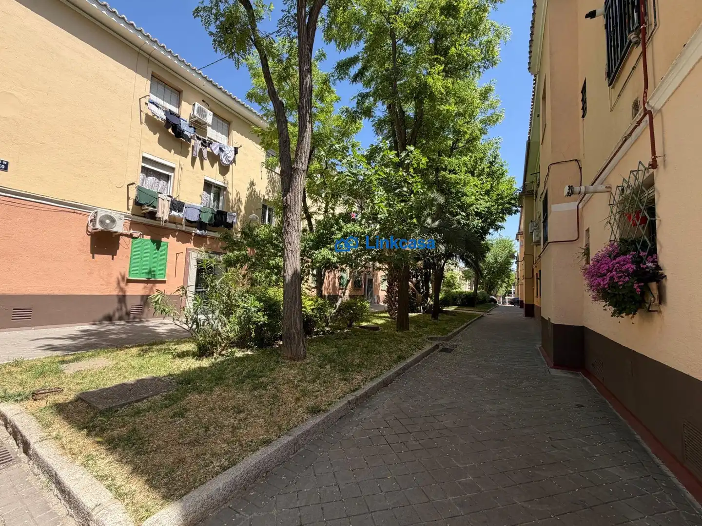 Exterior view of Flat for sale in Madrid