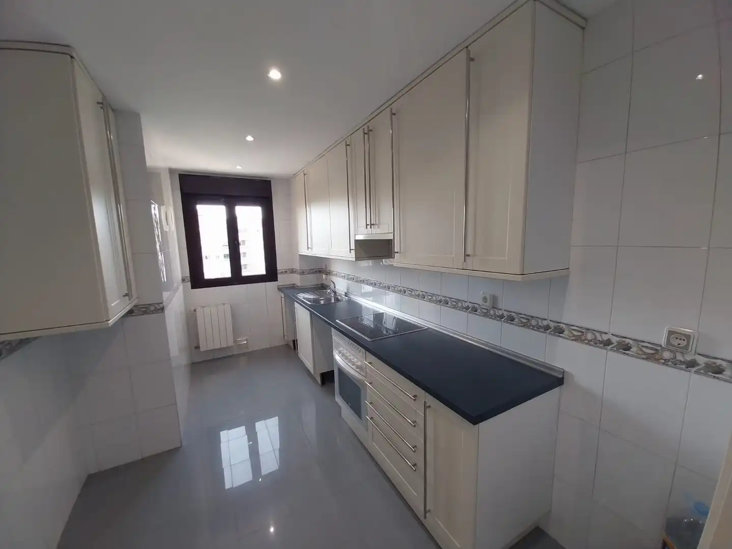 Flat for rent in Paseo de la Chopera, Centro
