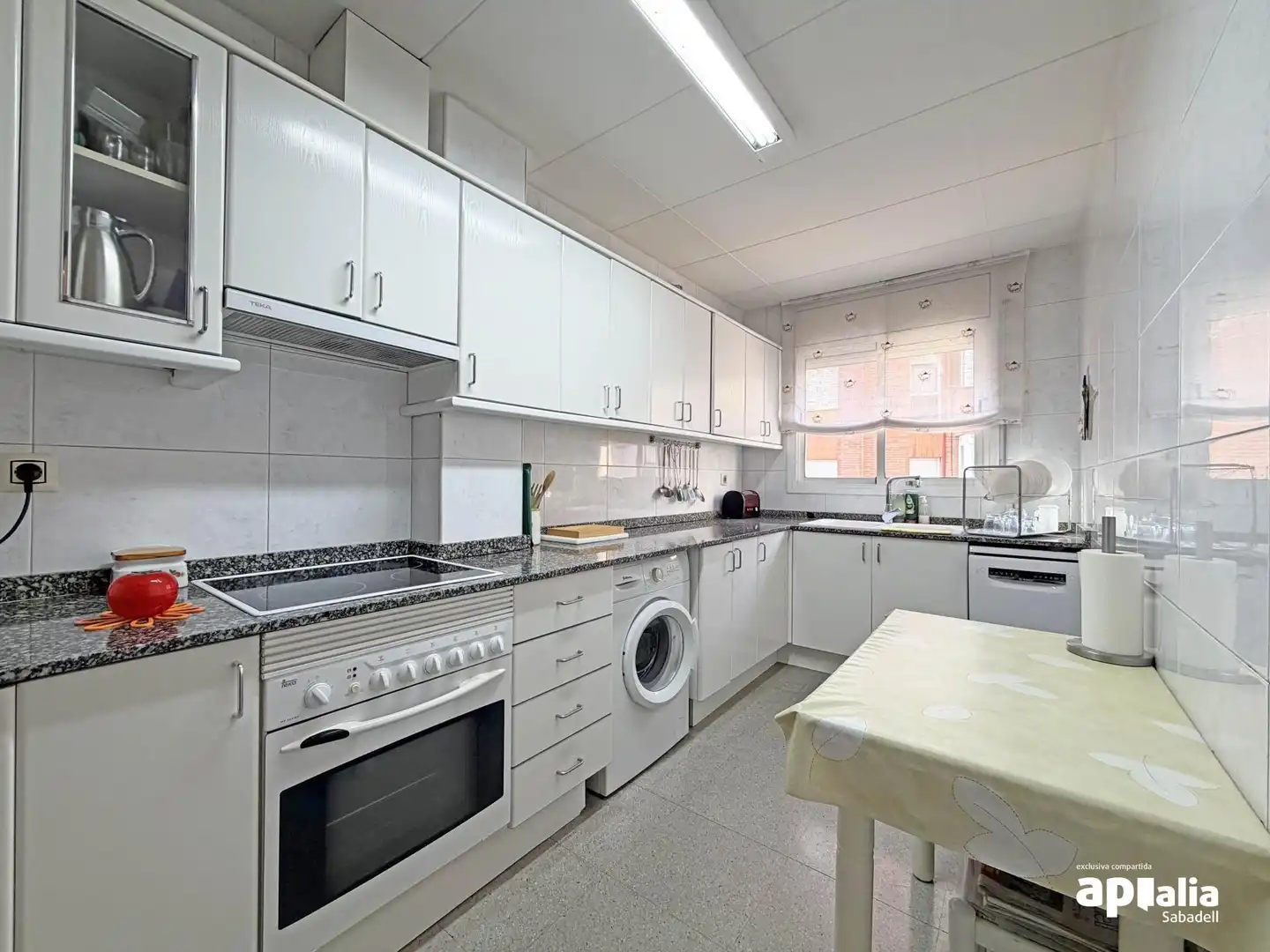 Cocina de Piso en venta en Sabadell con Calefacción y Balcón