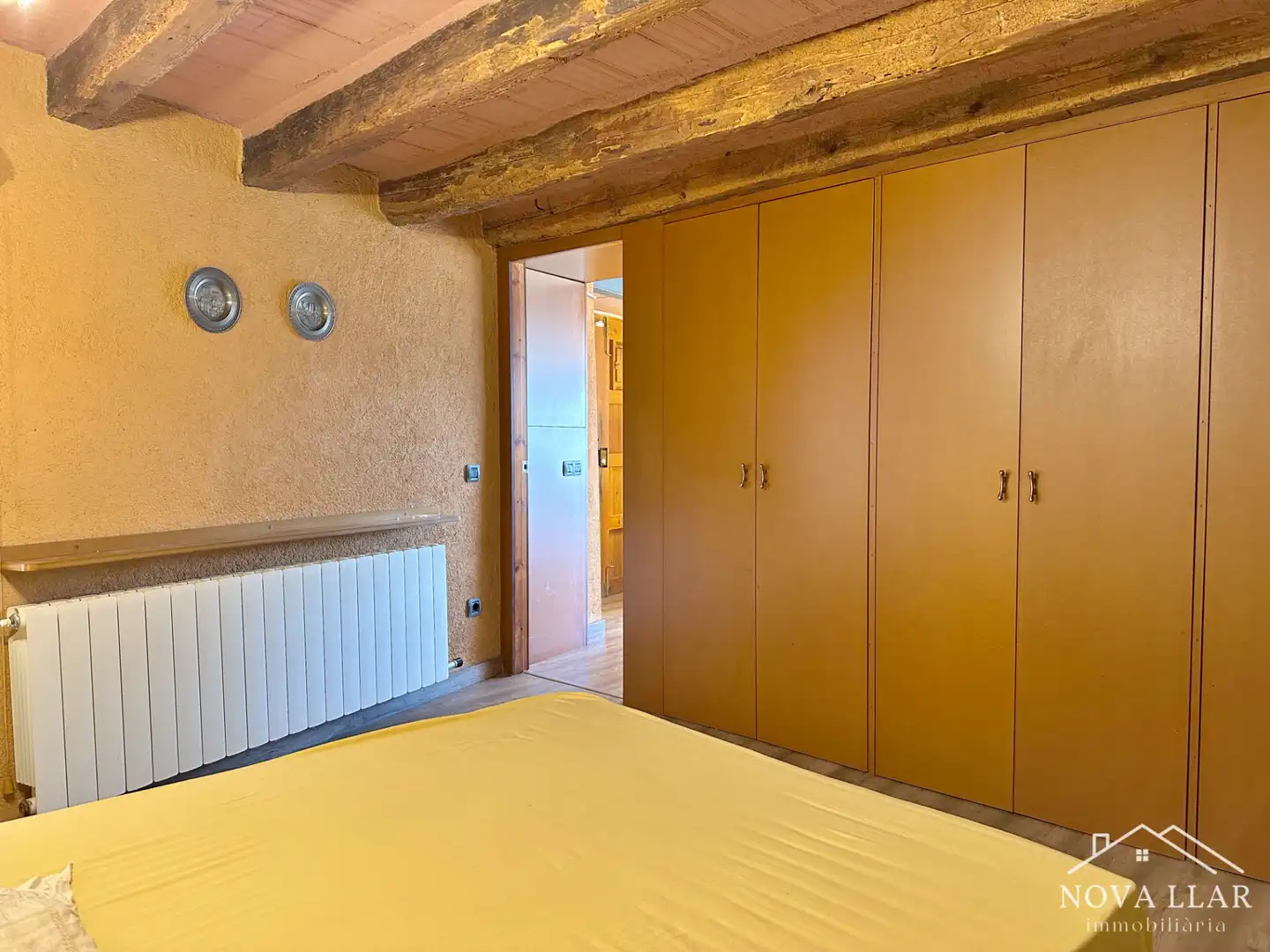 Habitación de Finca rústica en venta en Les Llosses con Calefacción, Jardín privado y Parquet