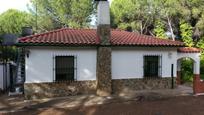 Vista exterior de Casa o xalet en venda en  Córdoba Capital amb Terrassa, Traster i Piscina