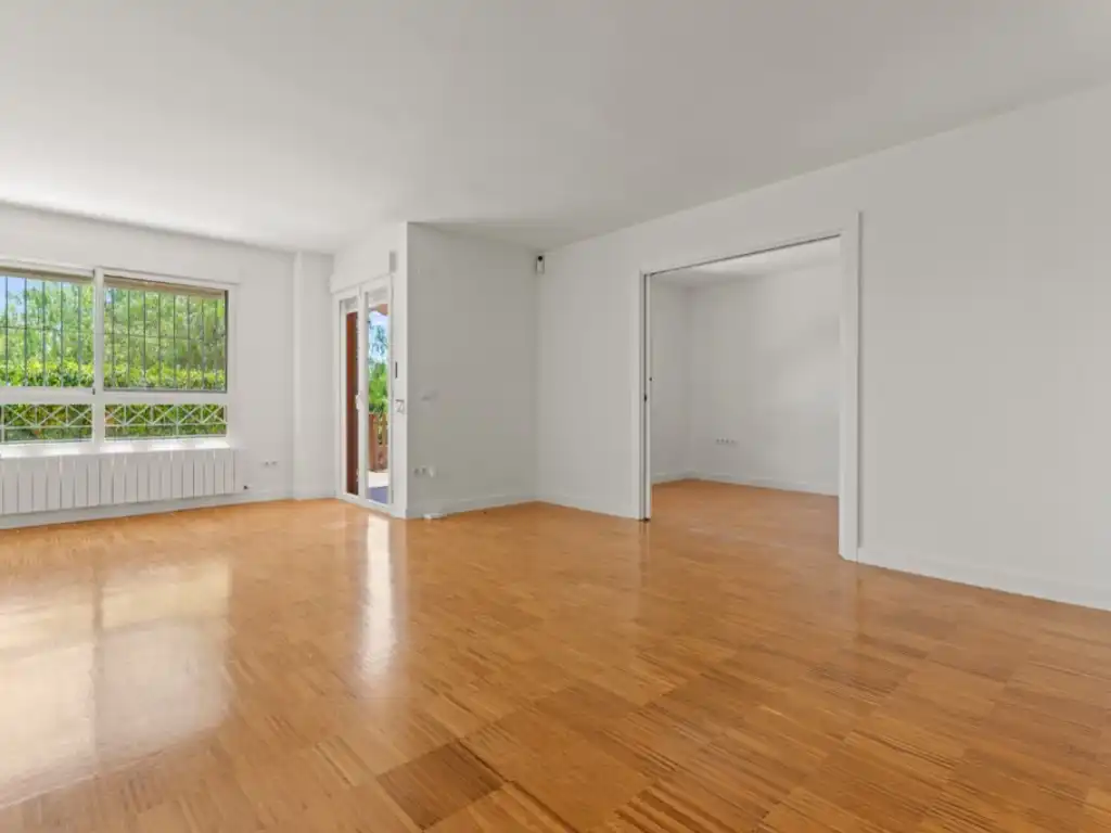 Sala d'estar de Apartament en venda en Alicante / Alacant amb Aire condicionat i Internet