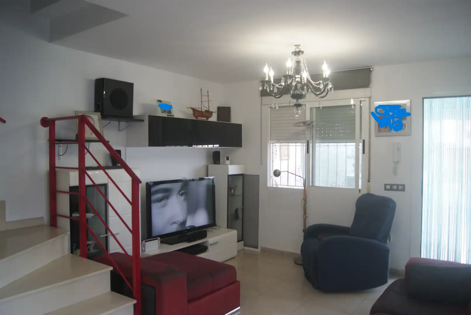 Sala d'estar de Casa adosada en venda en Almazora / Almassora amb Aire condicionat, Terrassa i Piscina comunitària