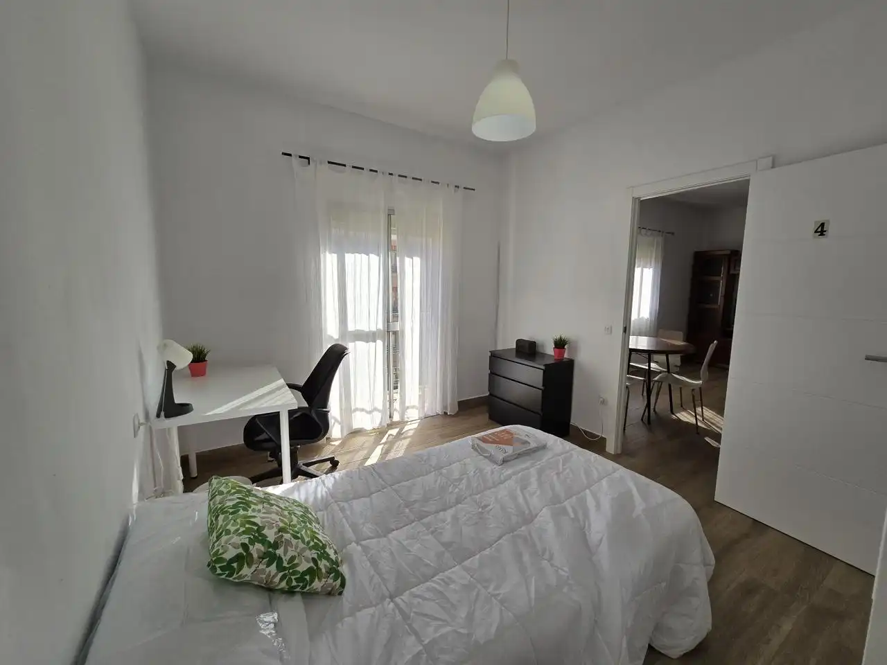 Room in Bami, Bami - La Estrella