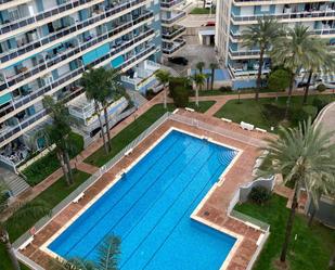 Piscina de Apartament de lloguer en Gandia amb Jardí privat, Terrassa i Balcó
