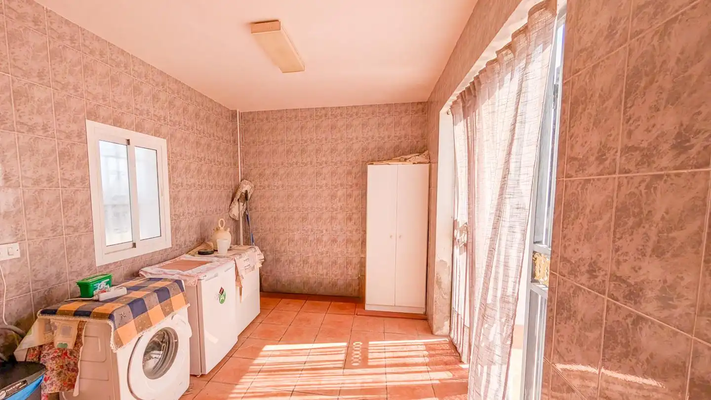 Cuina de Casa o xalet en venda en Elche / Elx amb Aire condicionat, Jardí privat i Terrassa