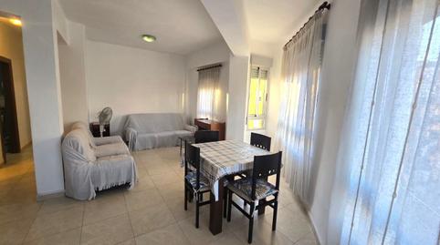 Foto 2 de Piso de alquiler en Zona Avenida del Mar, Castellón