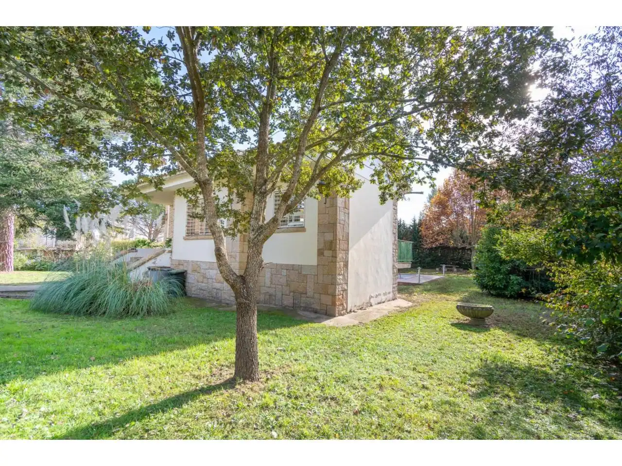 Houses for sale in Avenida de Can Bells, Vilobí d'Onyar