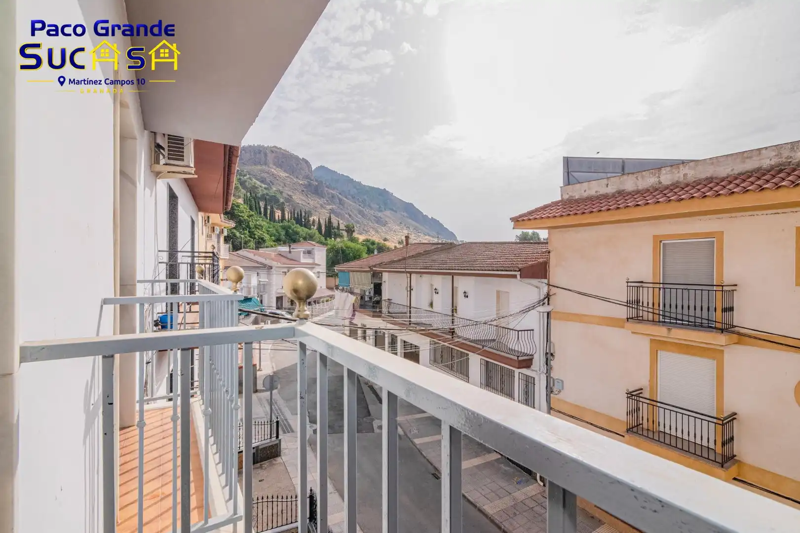 Vista exterior de Pis en venda en Loja amb Moblat i Balcó