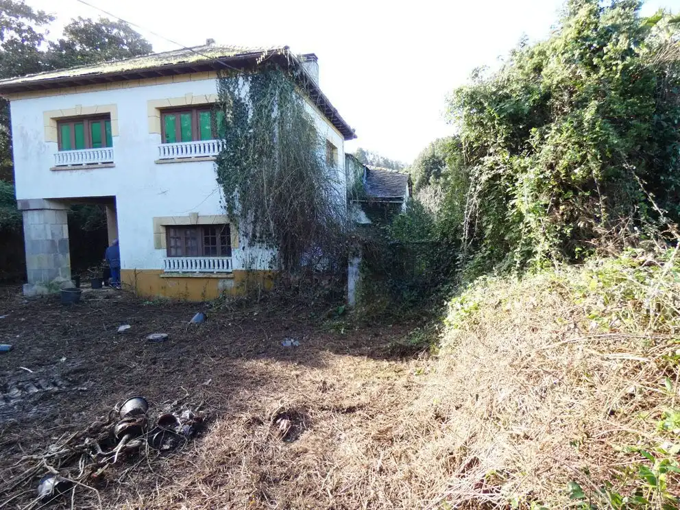 Casa in vendita a Navia, imagen 2