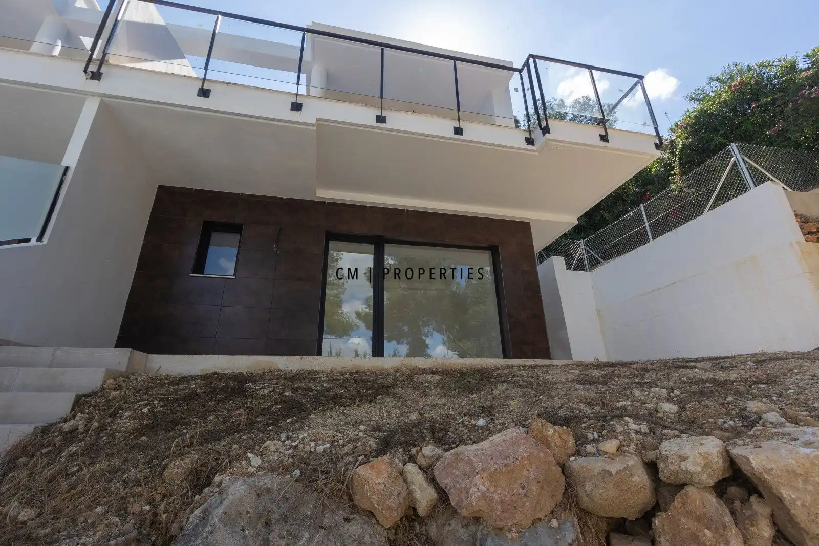 Vista exterior de Casa adosada en venda en Chiva amb Aire condicionat, Calefacció i Jardí privat