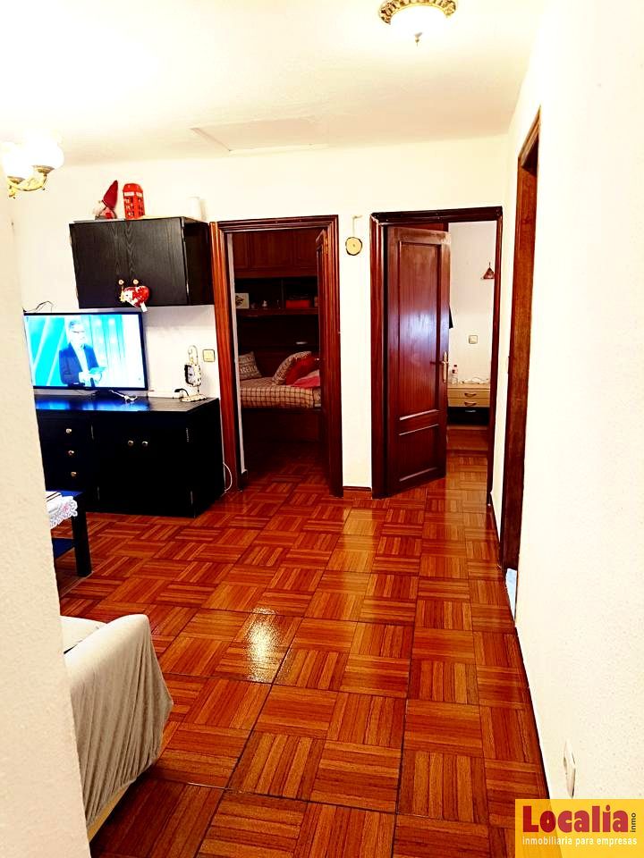 Bedroom of Flat for sale in Santander