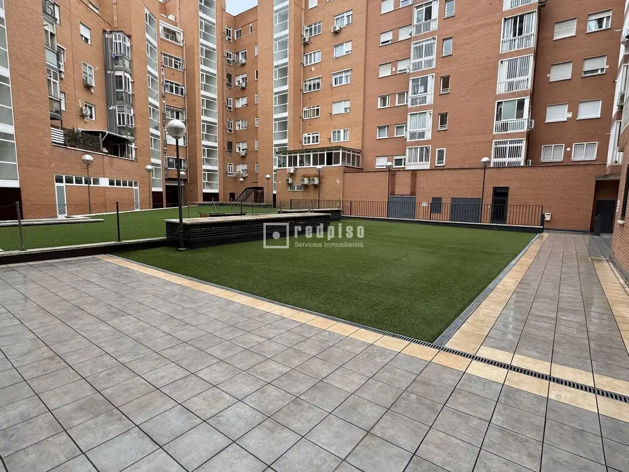 Terrassa de Pis en venda en Madrid amb Calefacció