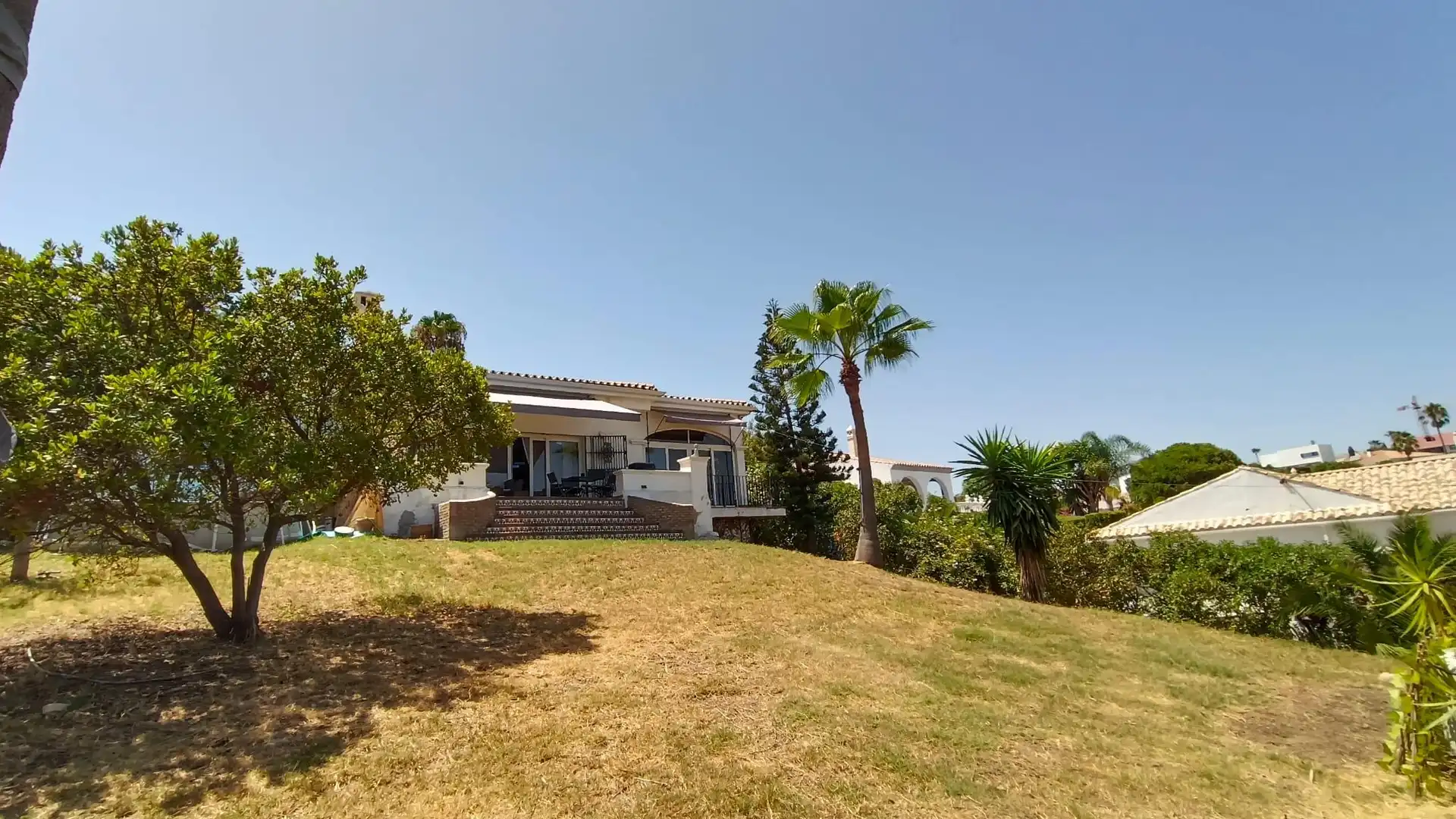 Detached house with garden for sale in Playa Bahía Dorada, imagen 4