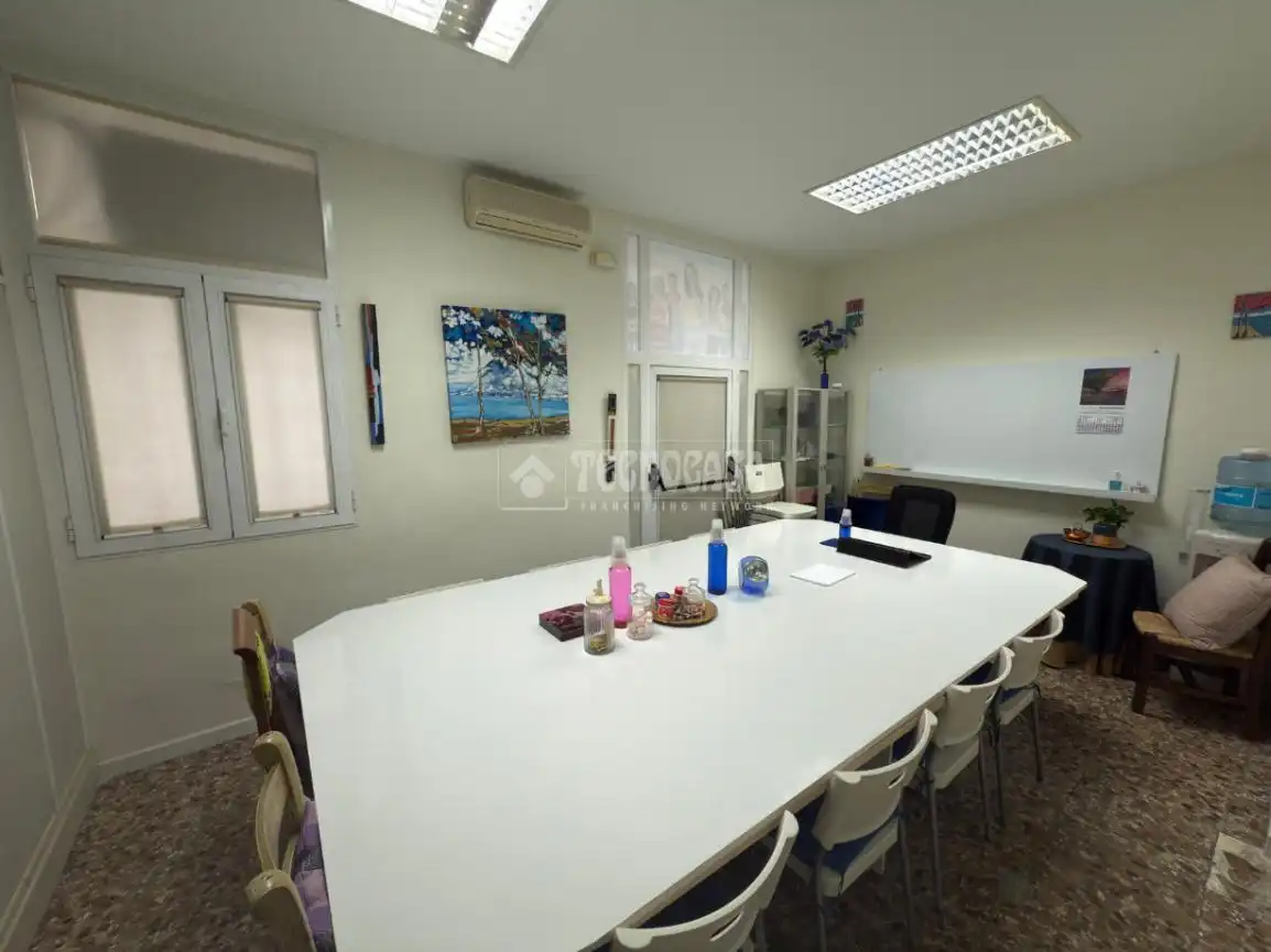 Office for sale in Madrid