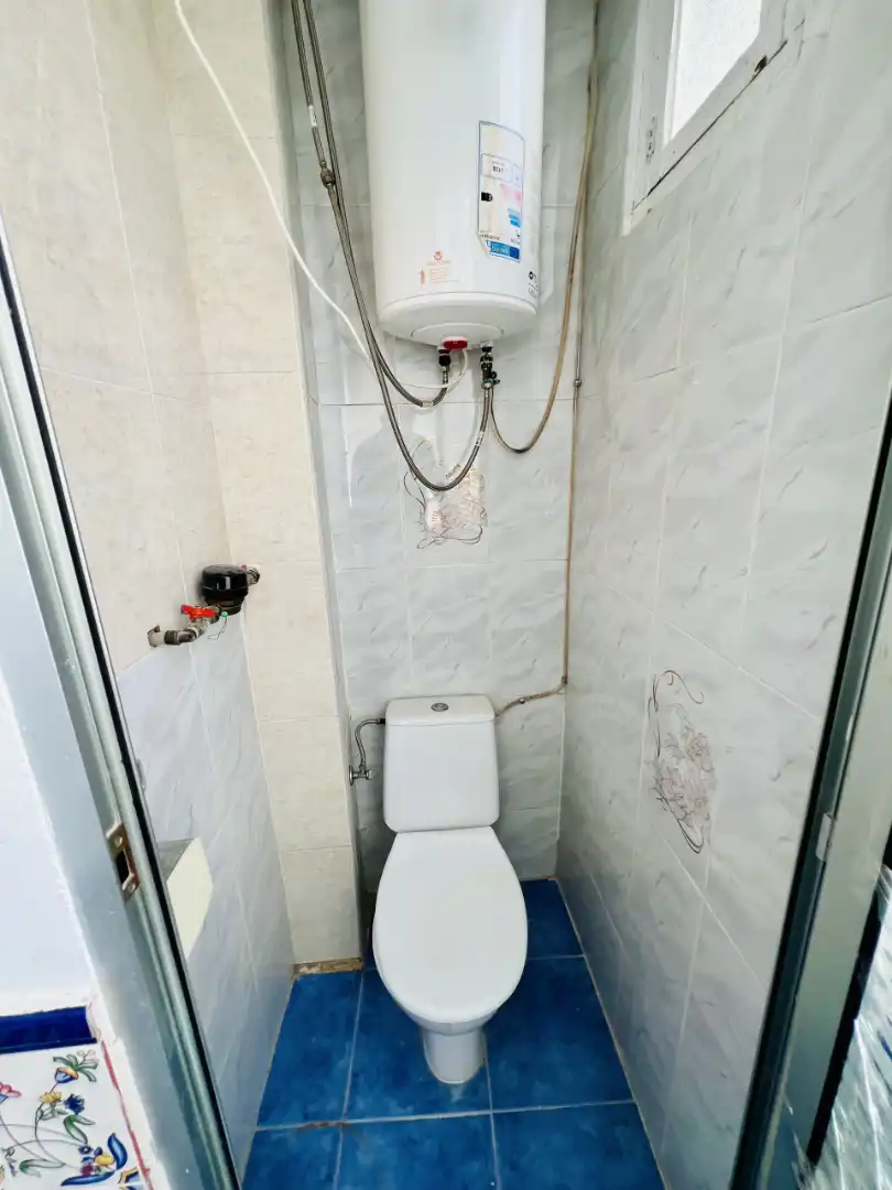 Bathroom of Flat for sale in Zaragoza  with Heating, Oven and Washing machine