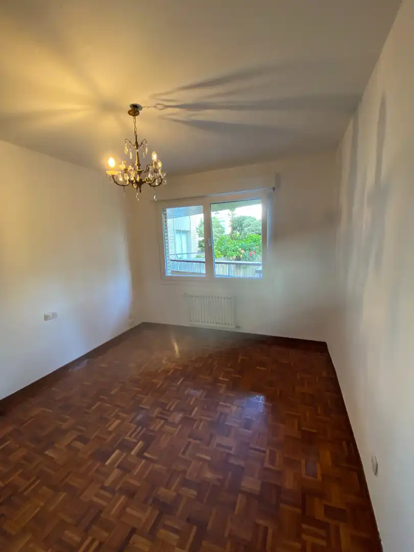 Piso con ascensor en venta en Calle del Monasterio de Urdax, imagen 19