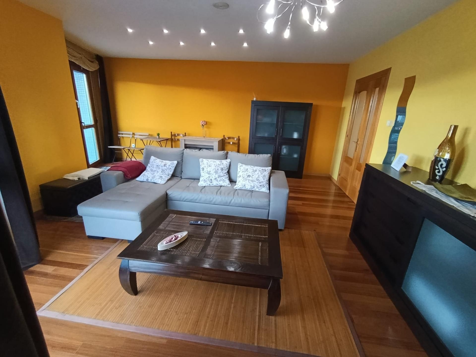 Piso en venta en Avenida JOSE M PALACIO ALVAREZ, 20, El Natahoyo
