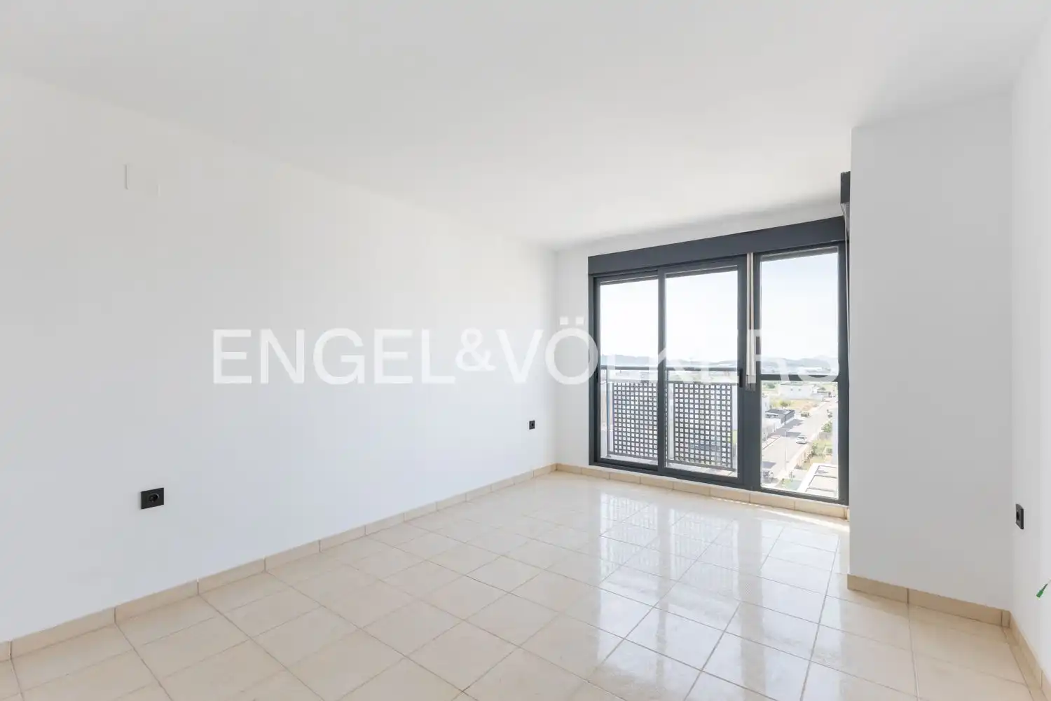 Vista exterior de Ático en venta en La Vall d'Uixó con Aire acondicionado, Calefacción y Terraza