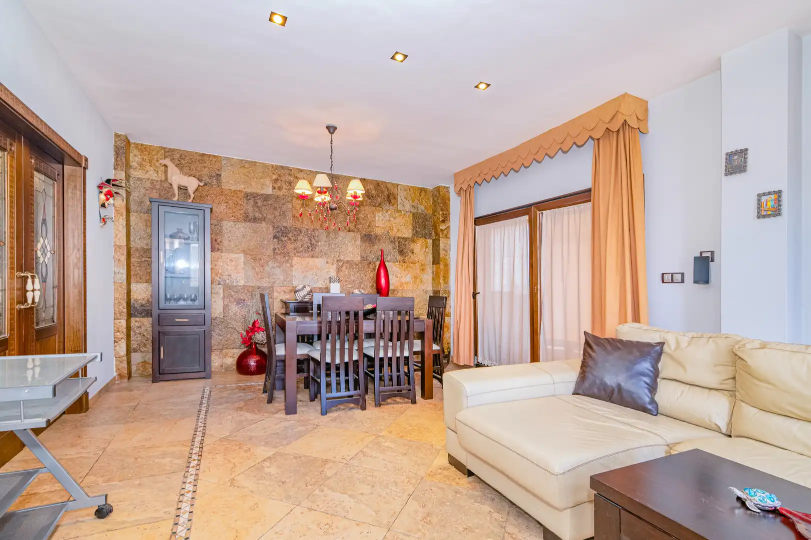 Sala de estar de Casa o chalet de alquiler en Las Gabias con Aire acondicionado, Calefacción y Jardín privado