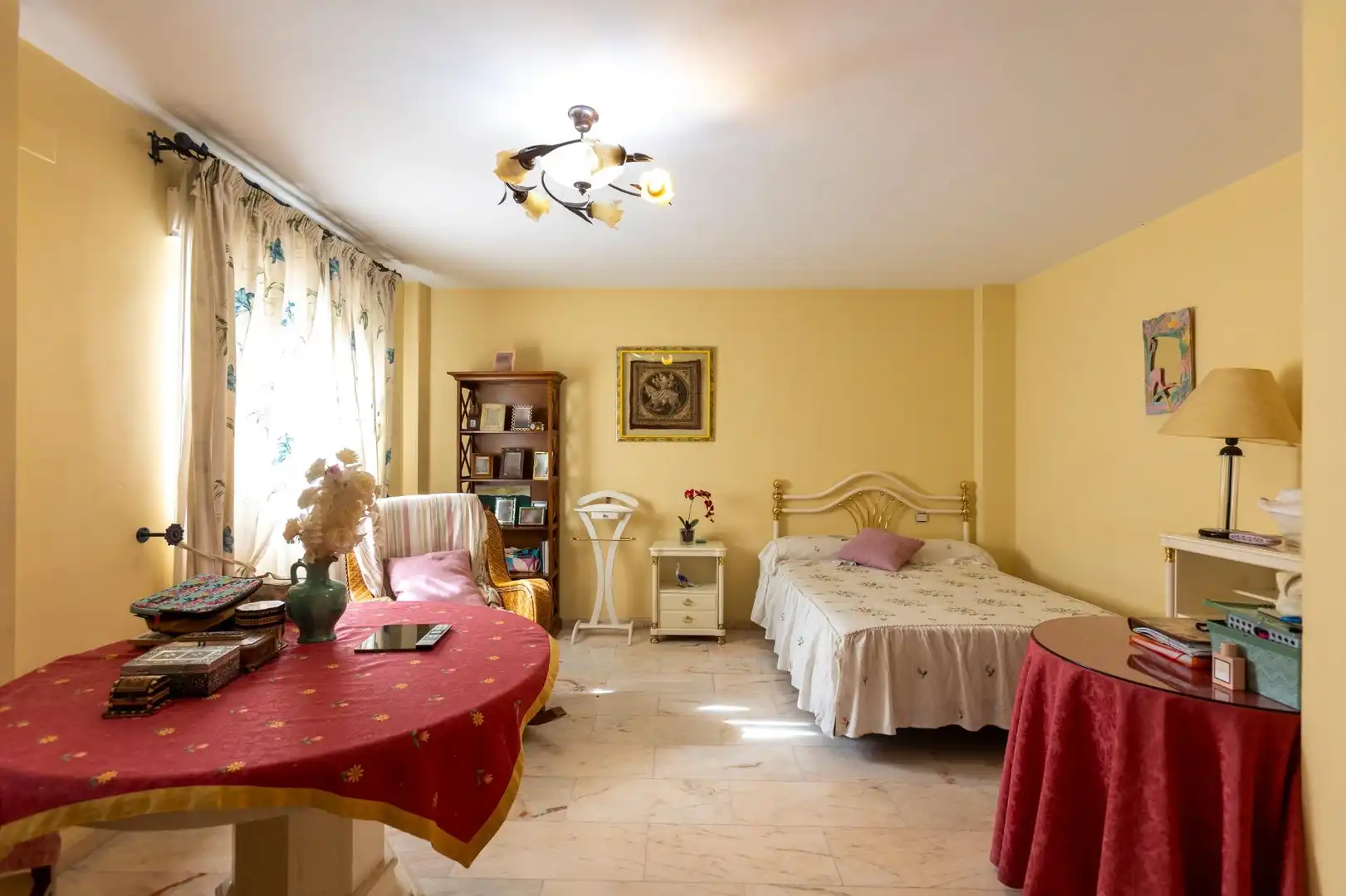 Habitación de Casa o chalet en venta en Motril con Calefacción, Jardín privado y Terraza