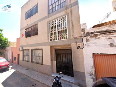 Maison mitoyenne à vendre à Calle TRUENO