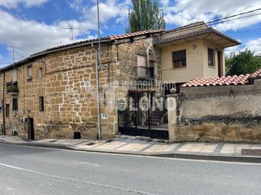 Casa amb jardí en venda a La Cadena Kalea 8