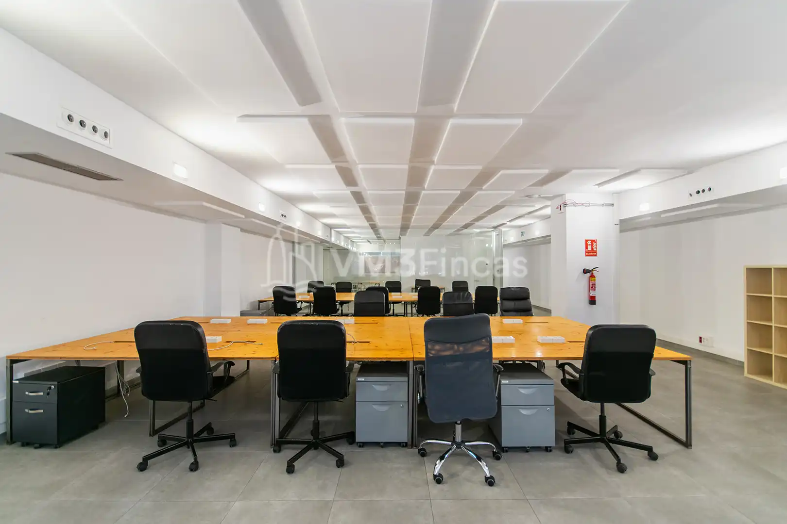 Büro zur Miete in Barcelona mit Klimaanlage, Heizung und Möbliert