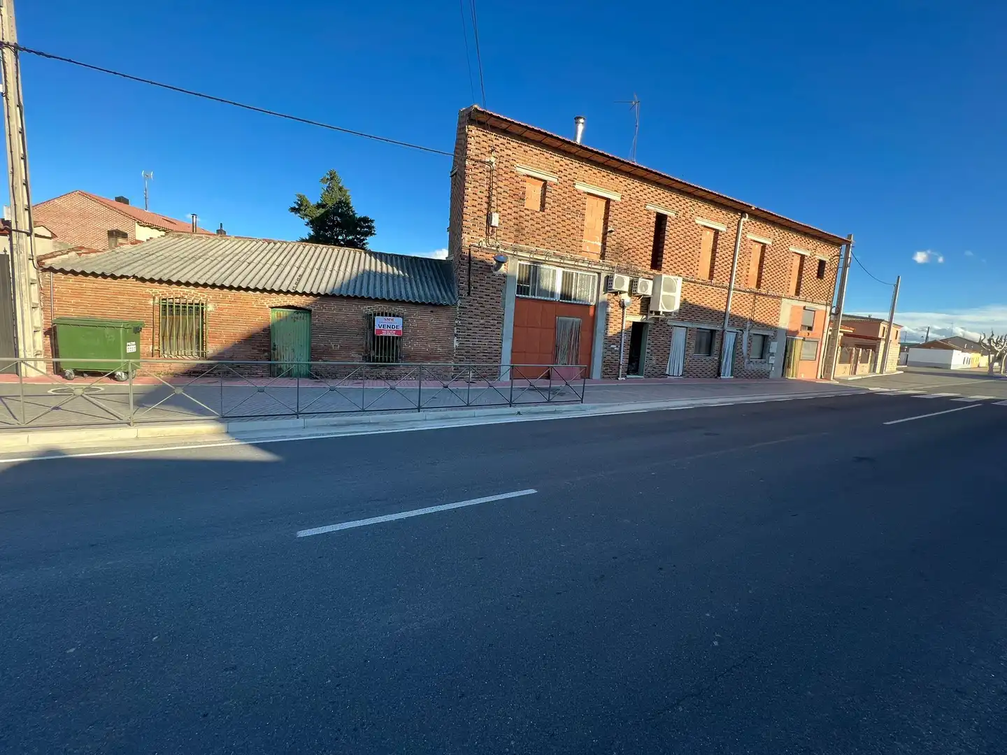 Vista exterior de Casa o chalet en venta en Tiñosillos