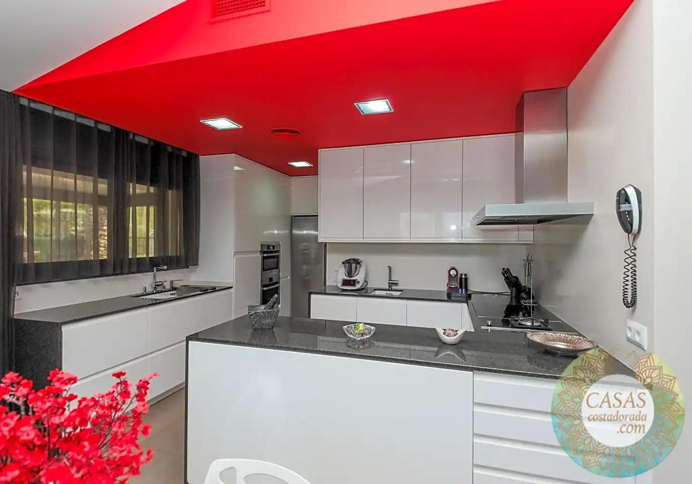 Cocina de Casa o chalet en venta en Tortosa con Aire acondicionado, Calefacción y Jardín privado