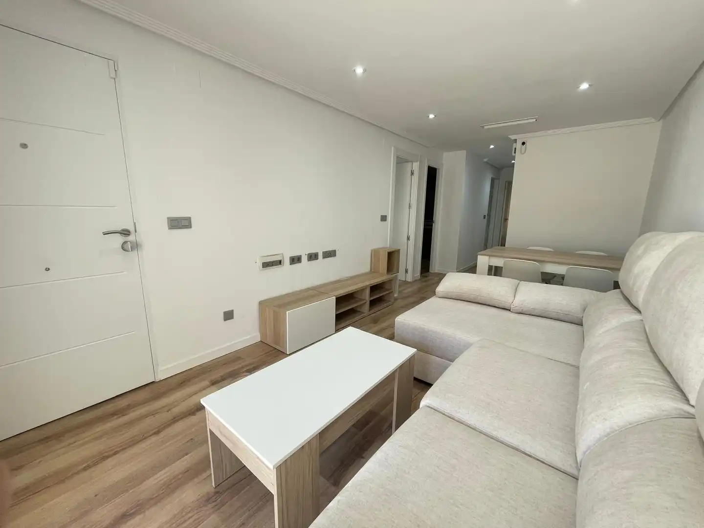 Sala de estar de Casa o chalet en venta en San Pedro del Pinatar con Jardín privado, Parquet y Piscina comunitaria