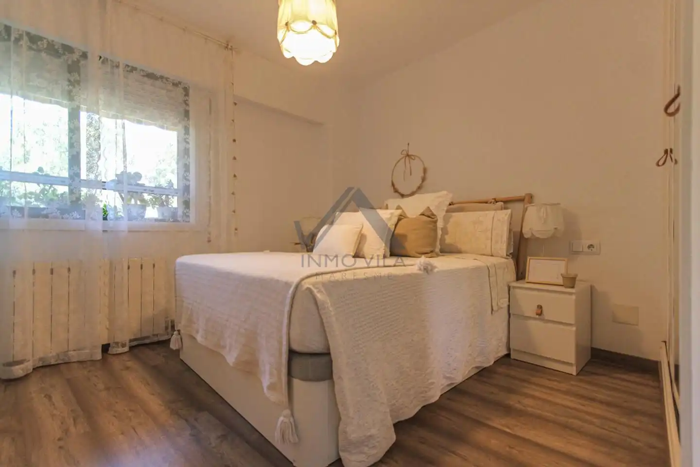 Schlafzimmer von Wohnung zum Verkauf in Montcada i Reixac mit Klimaanlage, Terrasse und Möbliert