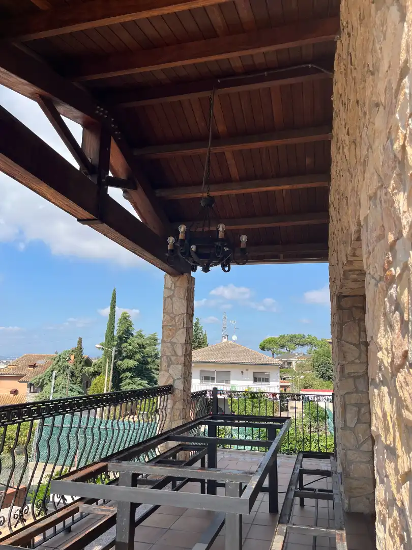 Terrassa de Casa o xalet en venda en Vilanova del Vallès amb Aire condicionat, Calefacció i Jardí privat
