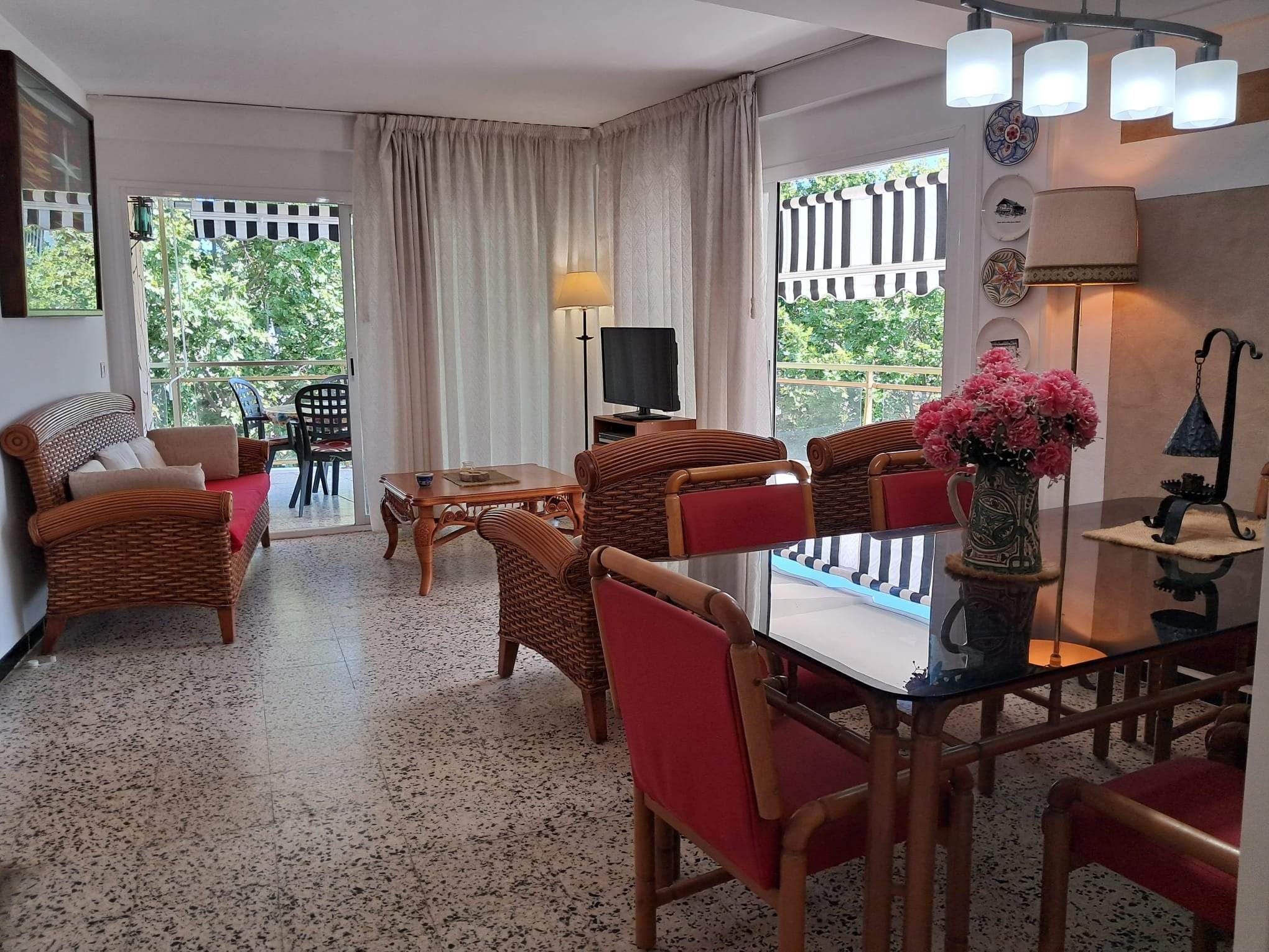 Dining room of Flat for sale in Salou  with Air Conditioner and Terrace