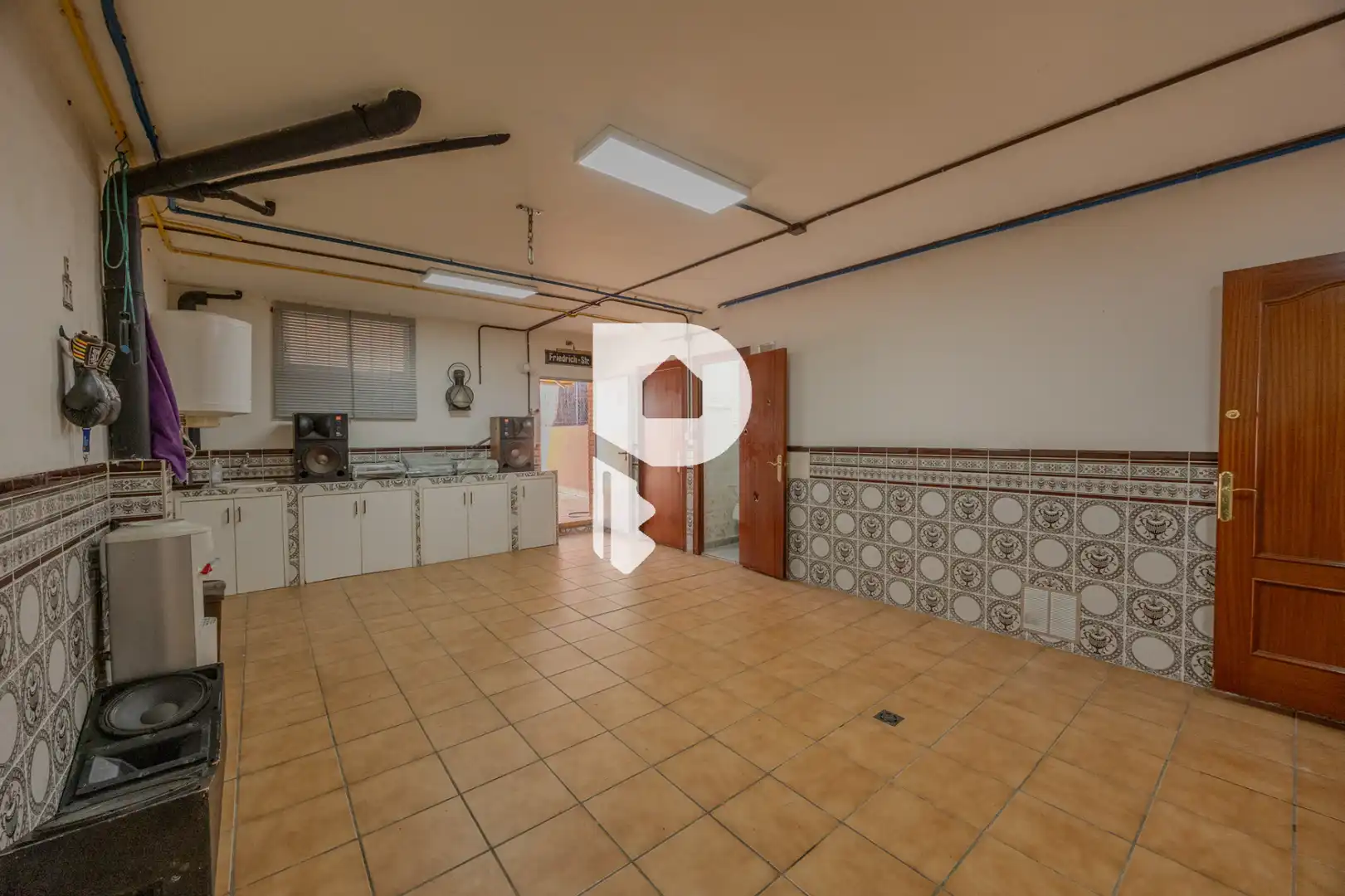 Cocina de Casa adosada en venta en Sant Vicenç Dels Horts con Aire acondicionado, Calefacción y Terraza