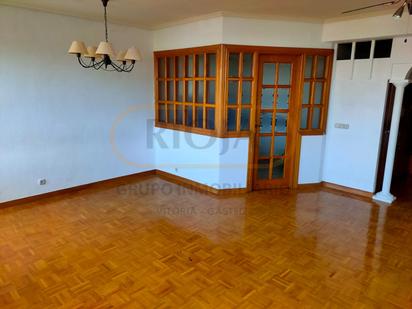 Dining room of Duplex for sale in Vitoria - Gasteiz  with Terrace, Storage room and Furnished