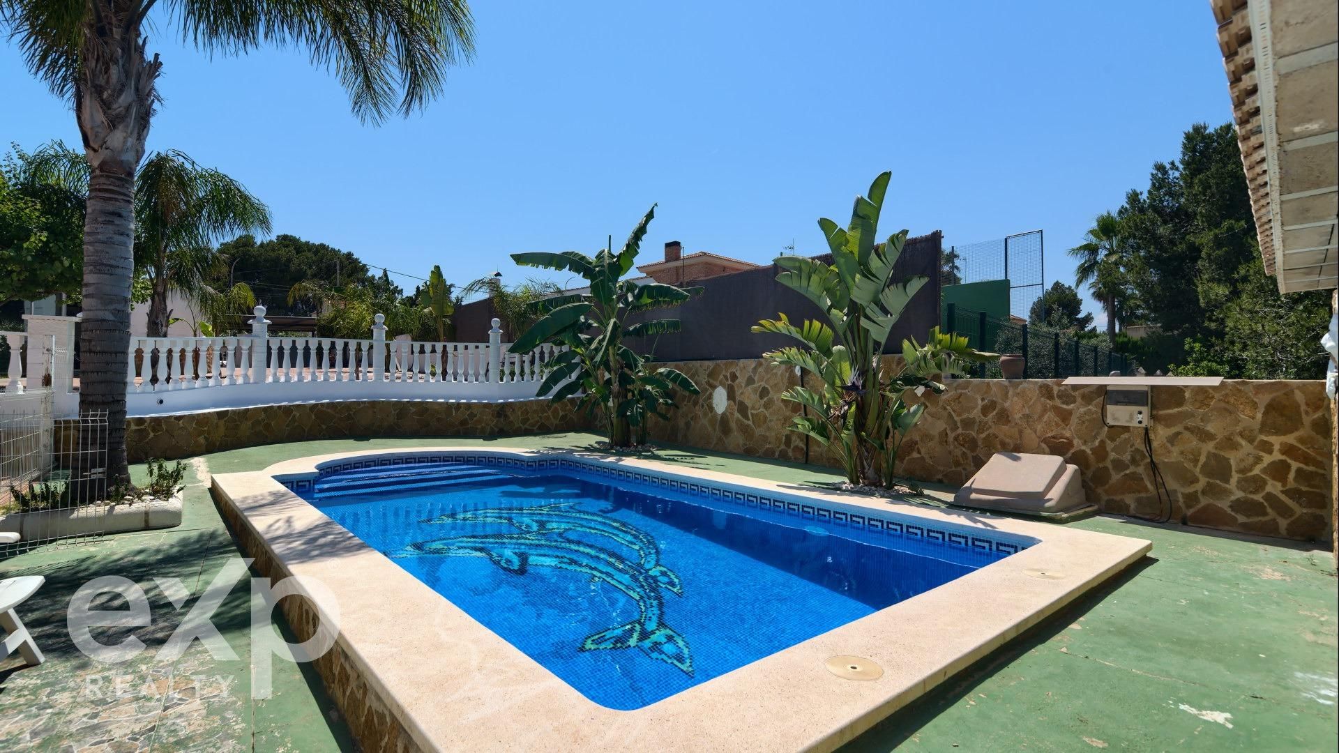 House or chalet for sale in Avenida LOS LAGOS, Alginet